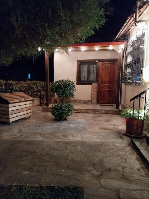Το Πέτρινο Σπιτάκι Daire Tríkala Dış mekan fotoğraf